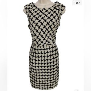 Women’s Hobbs Size US 8 UK 12 Beige Black 100% Wool sleeveless sheath dress